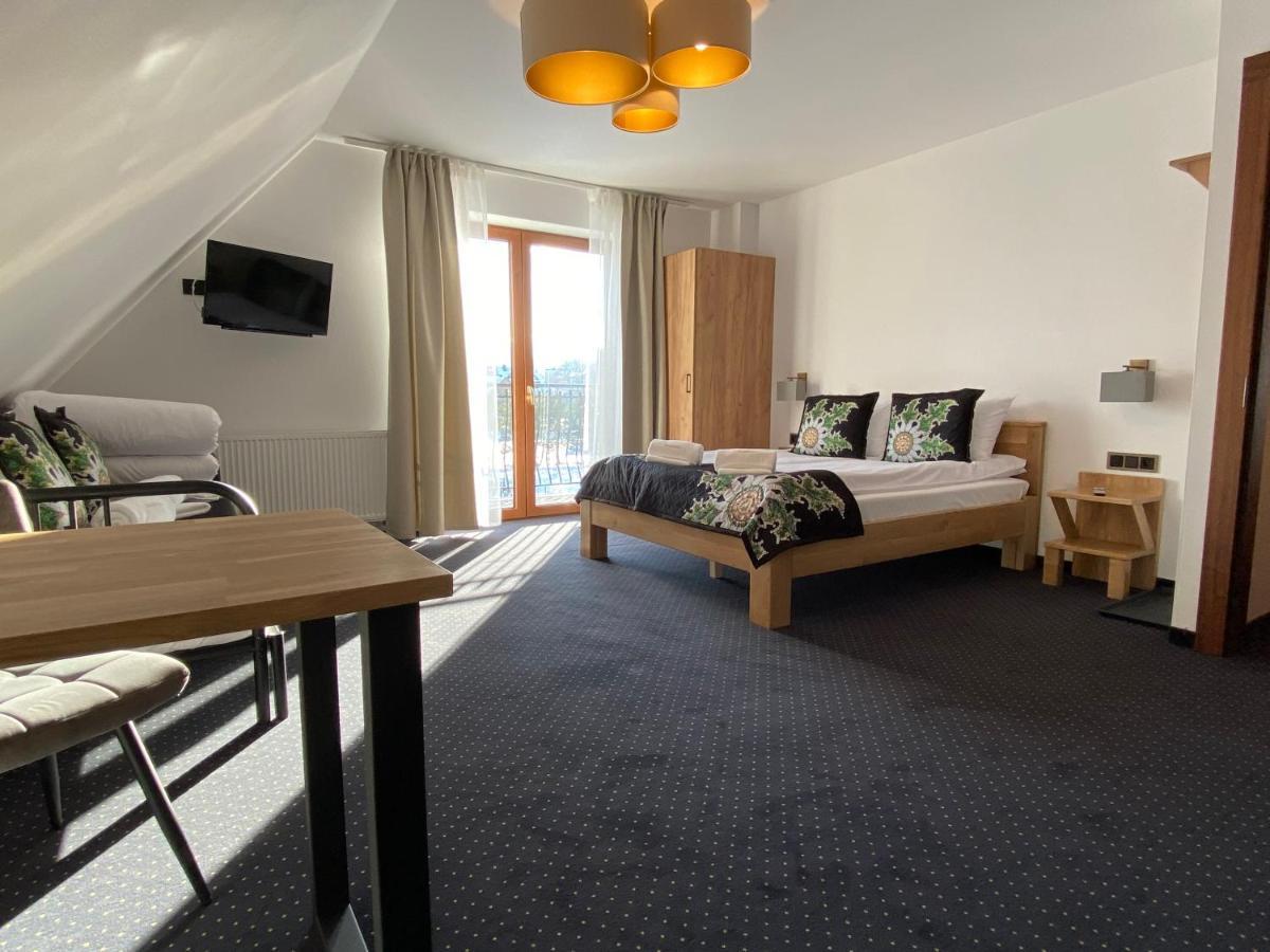 Bed and Breakfast Dw Szarotka Бялка-Татшаньска Экстерьер фото