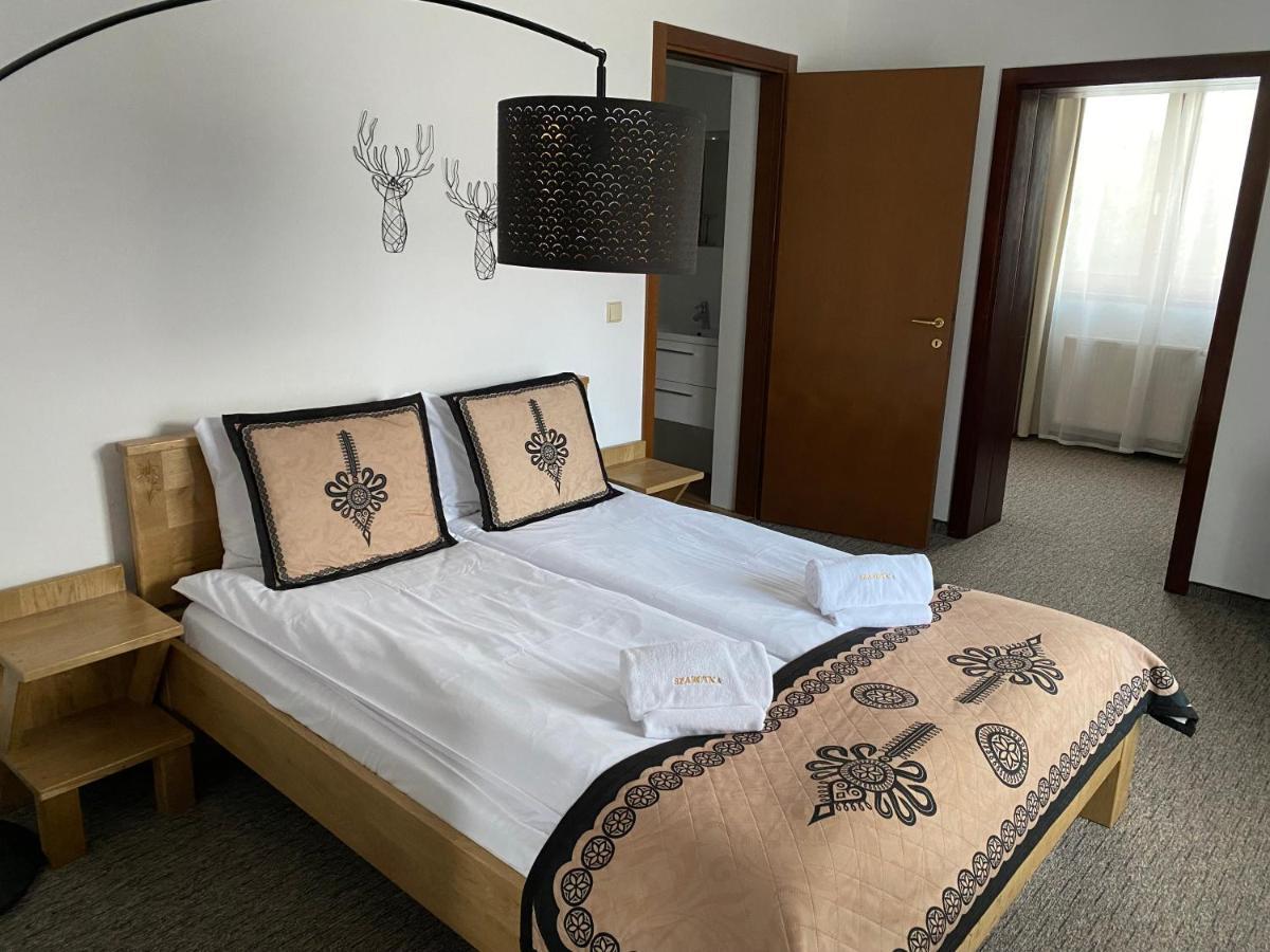 Bed and Breakfast Dw Szarotka Бялка-Татшаньска Экстерьер фото
