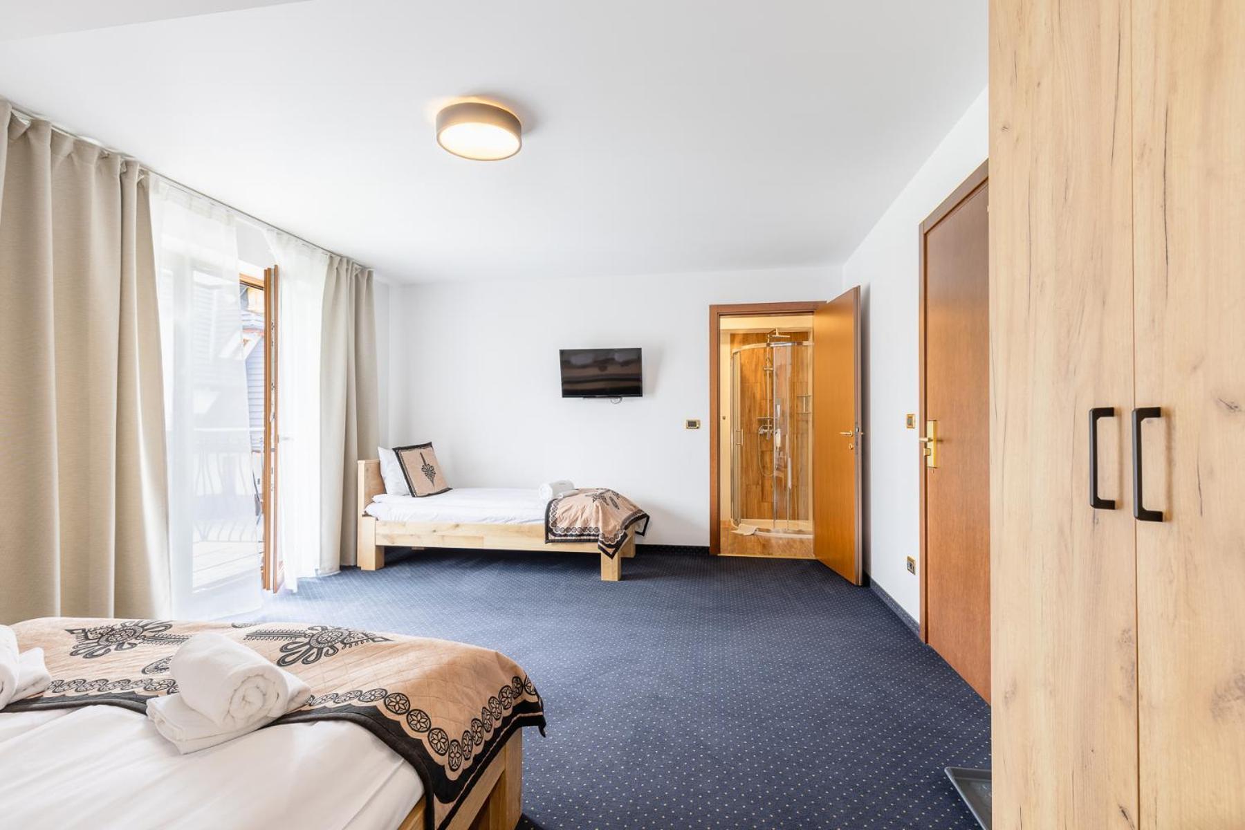 Bed and Breakfast Dw Szarotka Бялка-Татшаньска Экстерьер фото