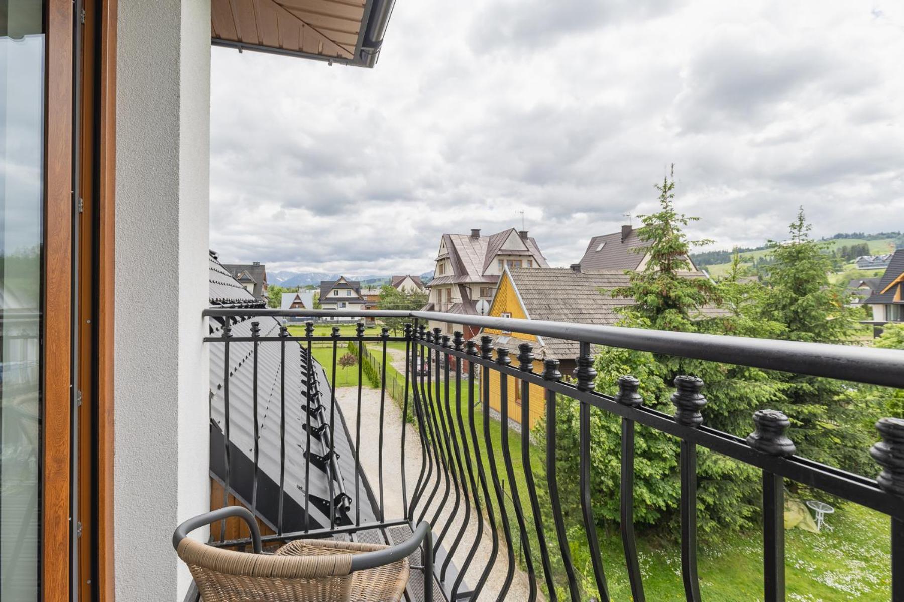 Bed and Breakfast Dw Szarotka Бялка-Татшаньска Экстерьер фото