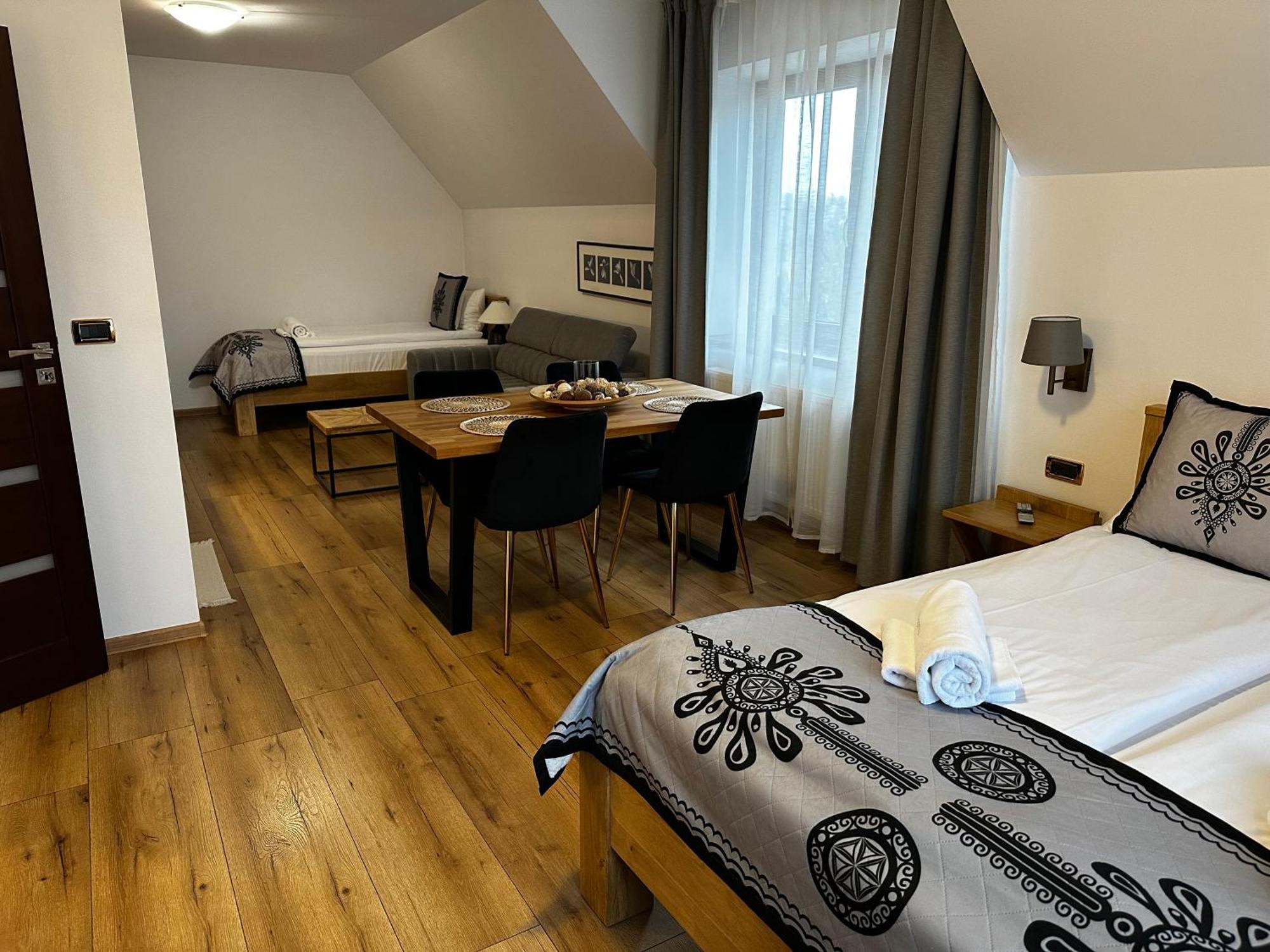Bed and Breakfast Dw Szarotka Бялка-Татшаньска Экстерьер фото